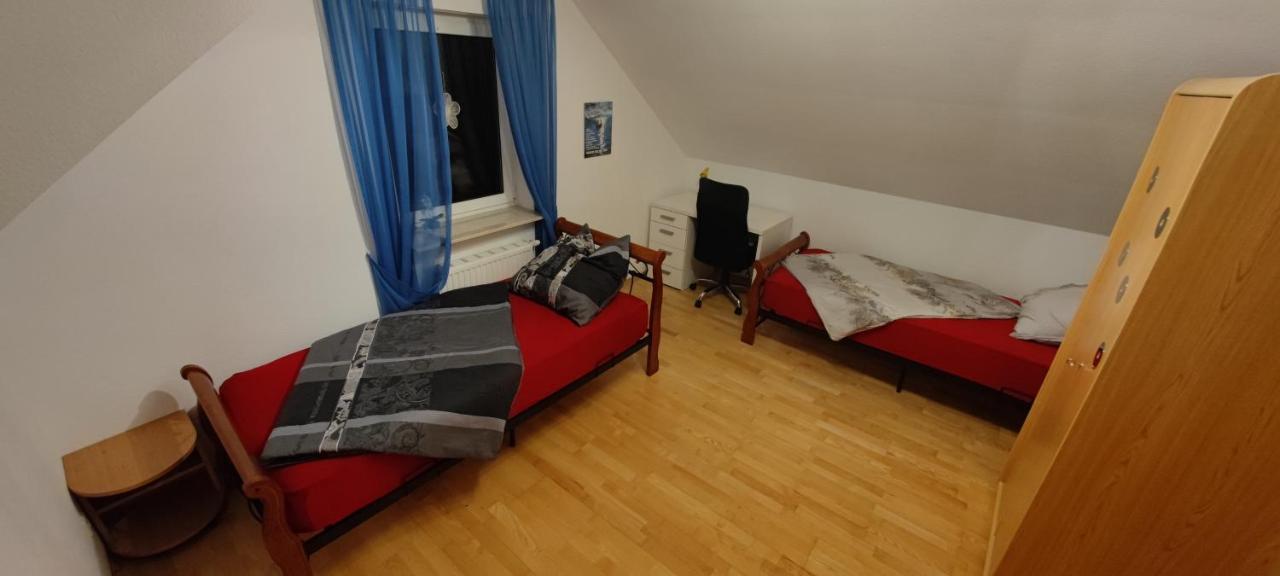 Einzimmerwohnung Mit Parkplatz Ohne Kueche Bischweier エクステリア 写真