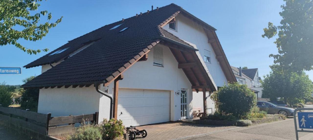 Einzimmerwohnung Mit Parkplatz Ohne Kueche Bischweier エクステリア 写真